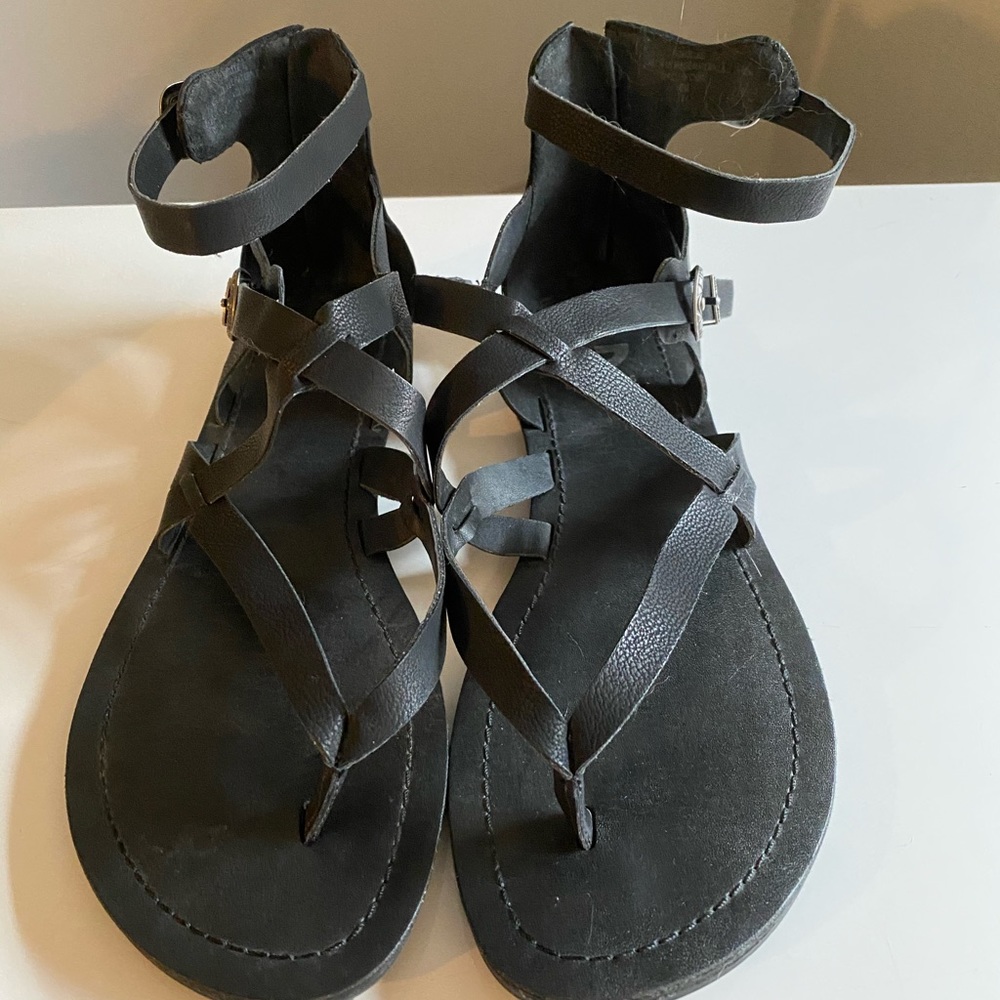 Guess Leather Sandals